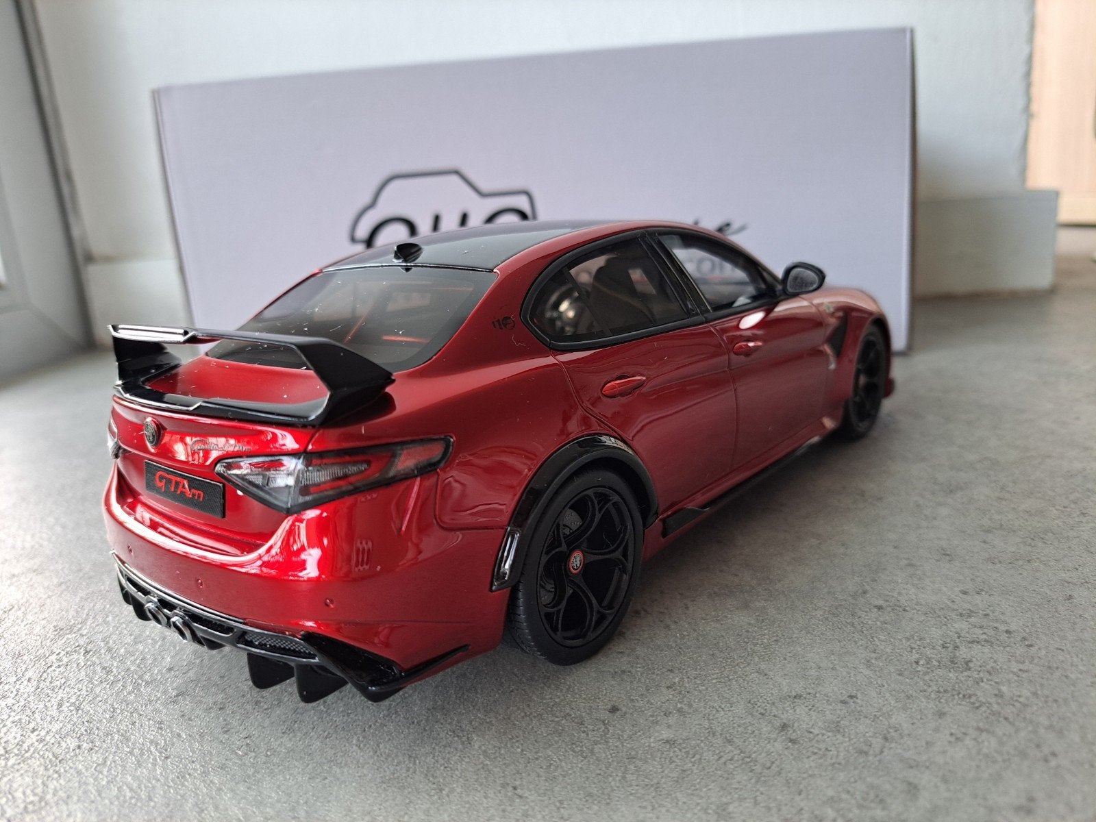 Alfa Romeo Guilia GTam Otto in perfecte staat OTTO 1/18, Ophalen of Verzenden, Nieuw, Auto, OttOMobile