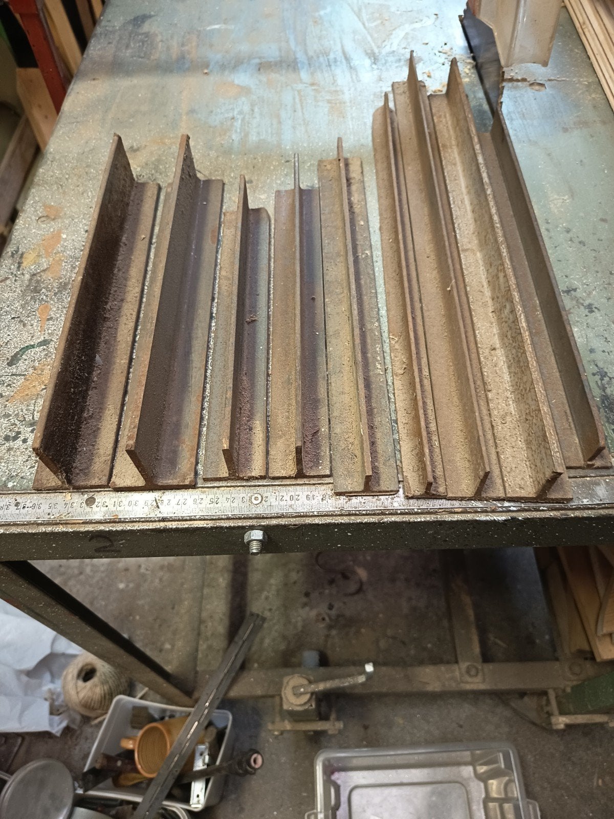barre en ferre forge .cornière acier en lot, Enlèvement