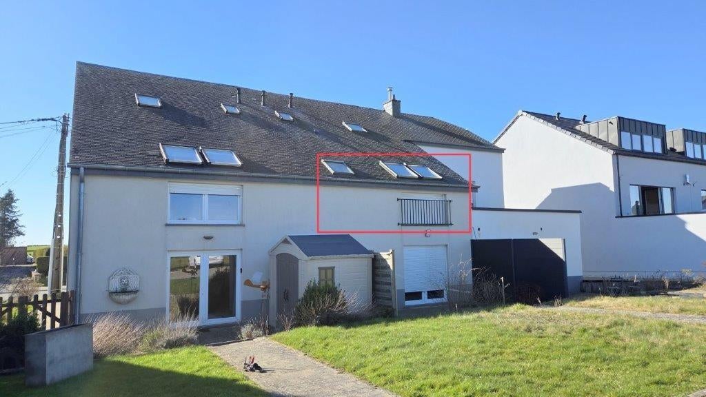 Libramont: Appartement +- 66m², 2 slaapkamers., Tot 200 m², 2 kamers, Provincie Luxemburg, Paliseul