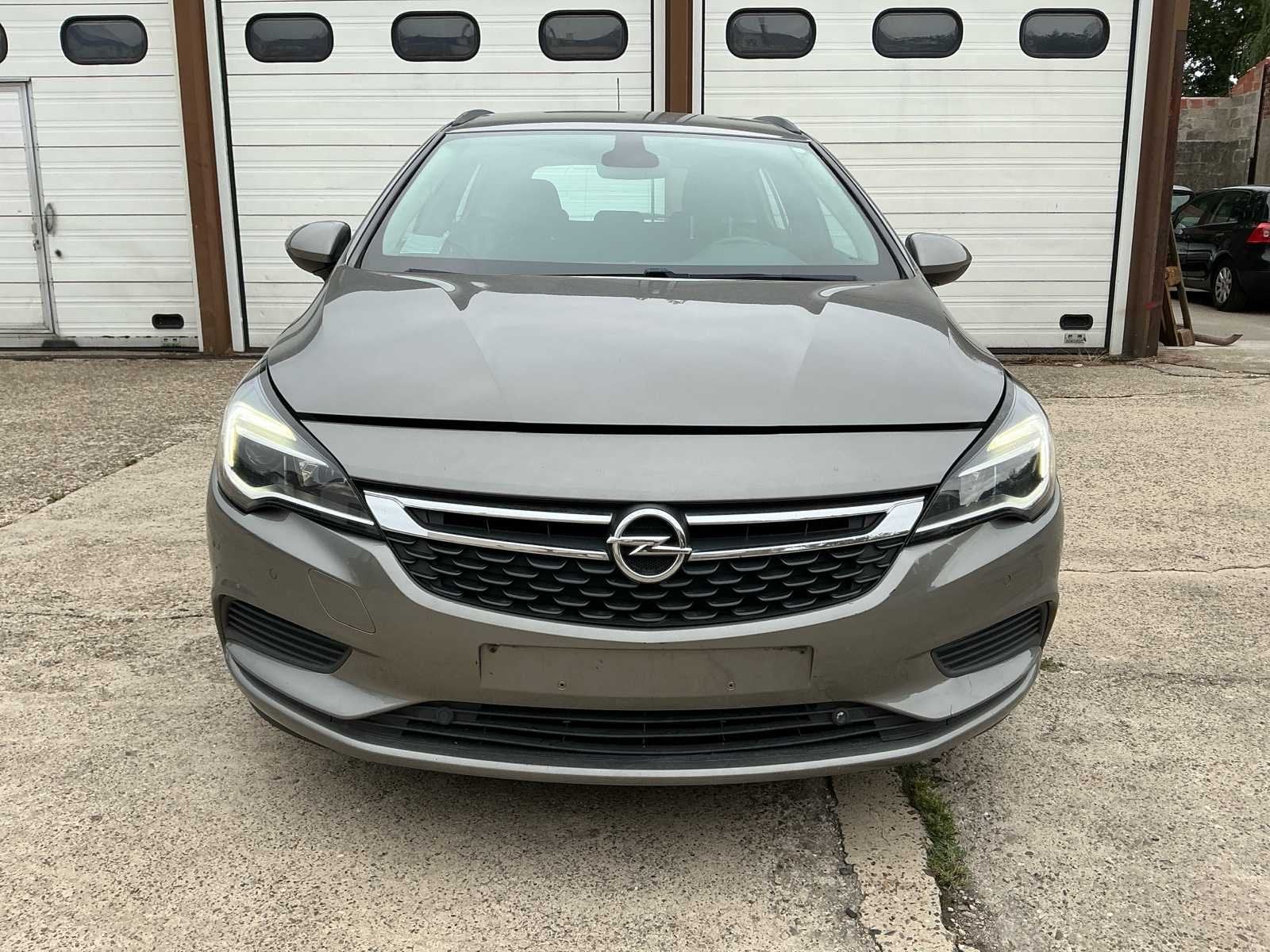 2016 Opel Astra Sports Tourer, Auto's, Gebruikt, Euro 6, Overige brandstoffen, Bedrijf