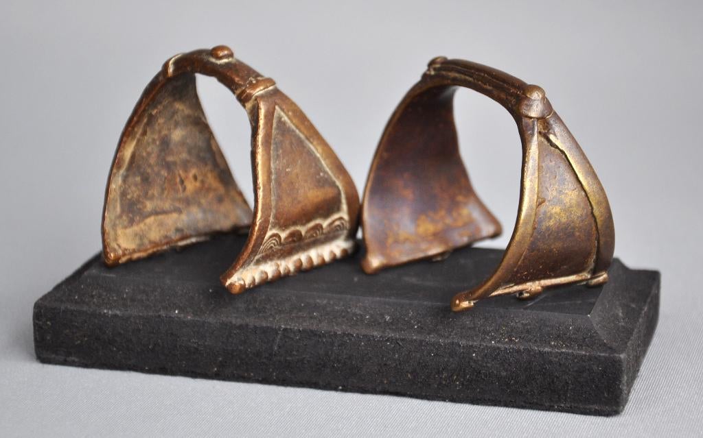 Zeldzaam! Twee bronzen meisjesarmbanden, Fra Fra, Ghana, Ophalen of Verzenden