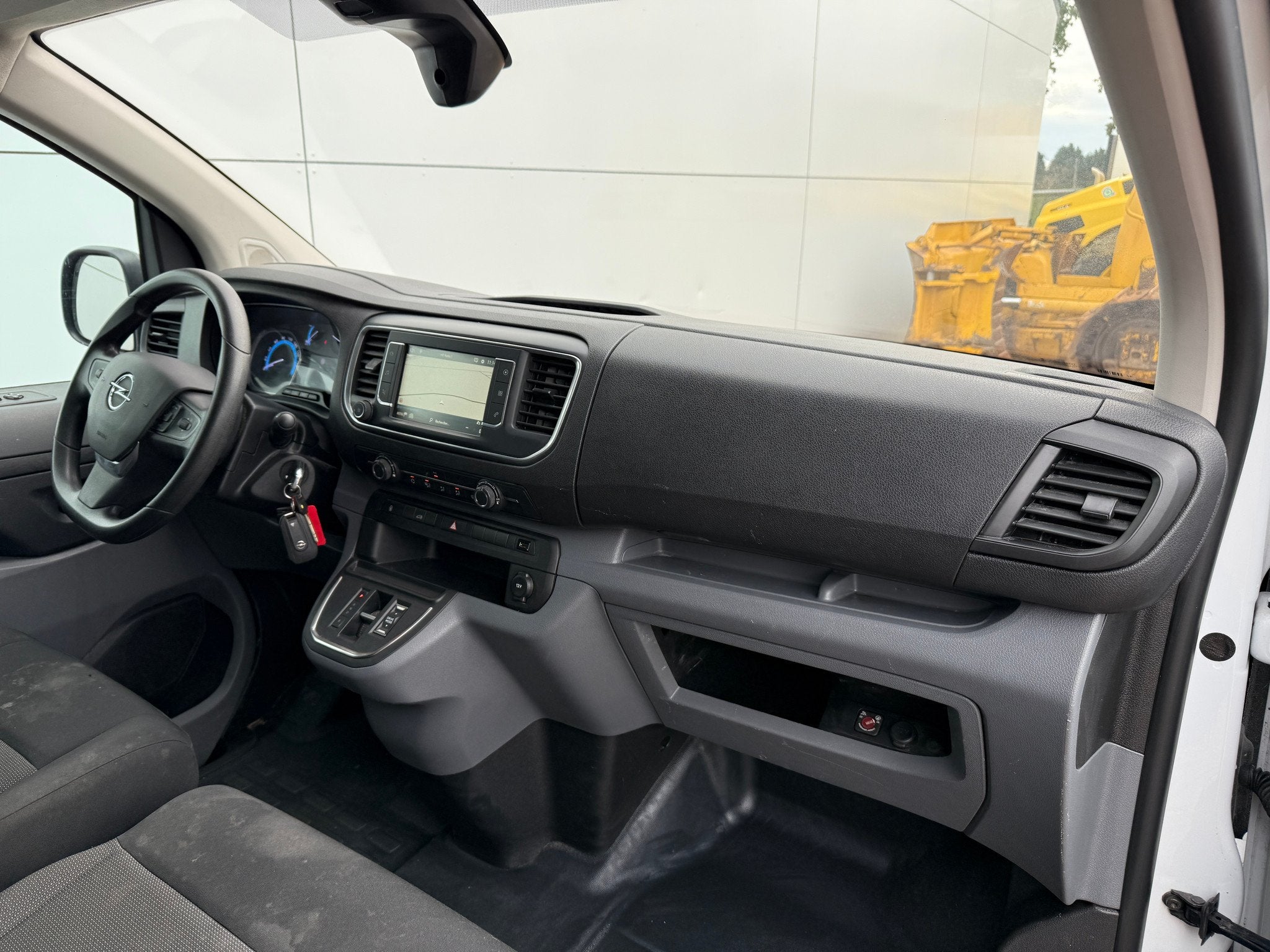 Opel Vivaro-e 75kWh 136PK L2 330km WLTP Snelladen Imperiaal, Elektrische ramen, 0 cilinders, 136 pk, Wit