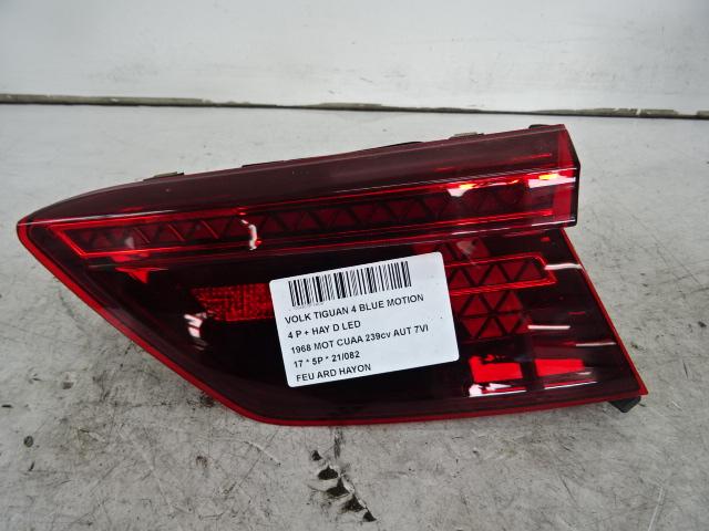 PANNEAU ARRIÈRE DROIT AVEC LAMPE Tiguan (AD1) (5NA945308D), Autos : Pièces & Accessoires, Éclairage, Utilisé, Volkswagen