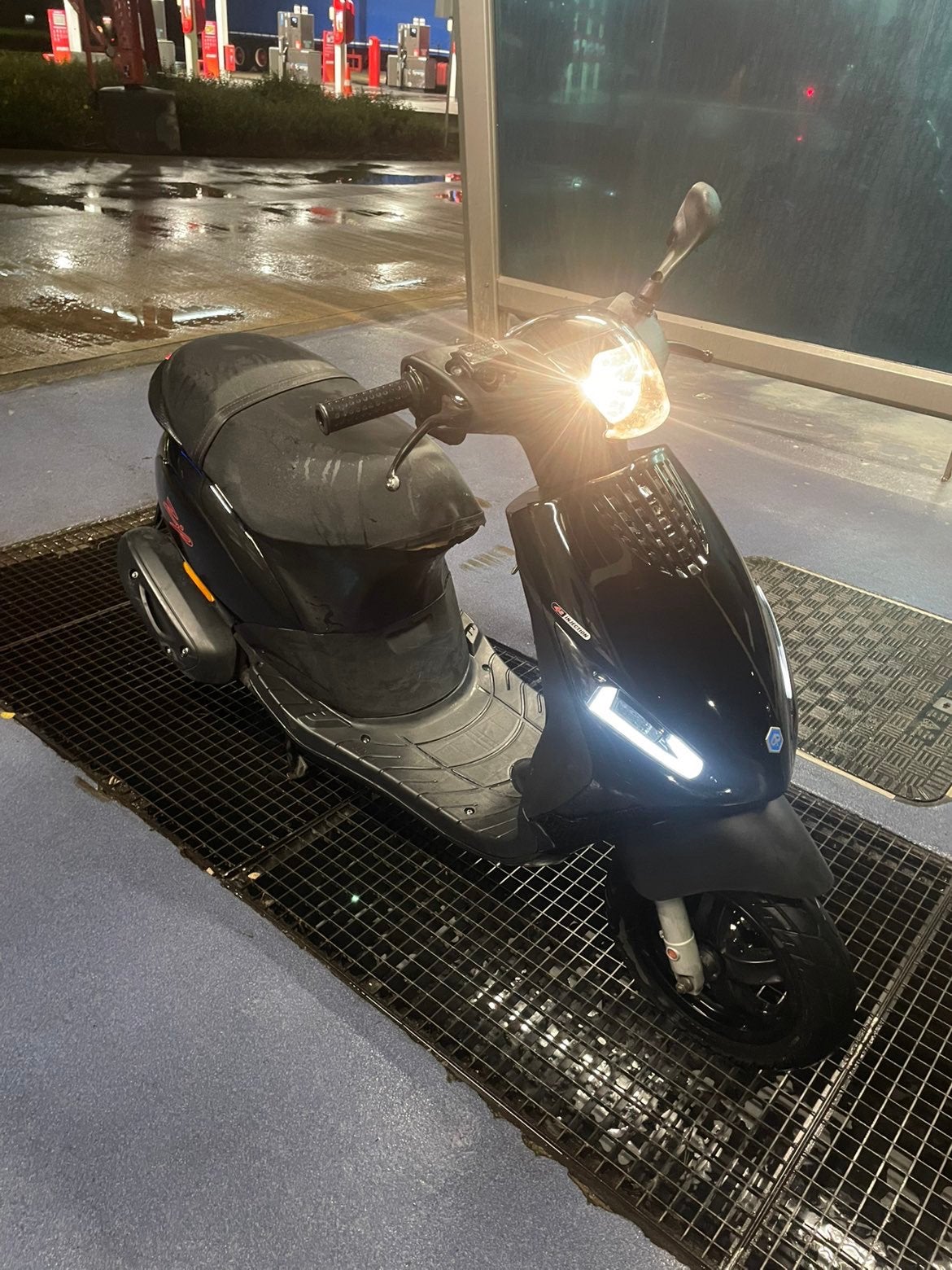 Piaggo zip 4 takt iget, Vélos & Vélomoteurs, Enlèvement, Comme neuf, Zip