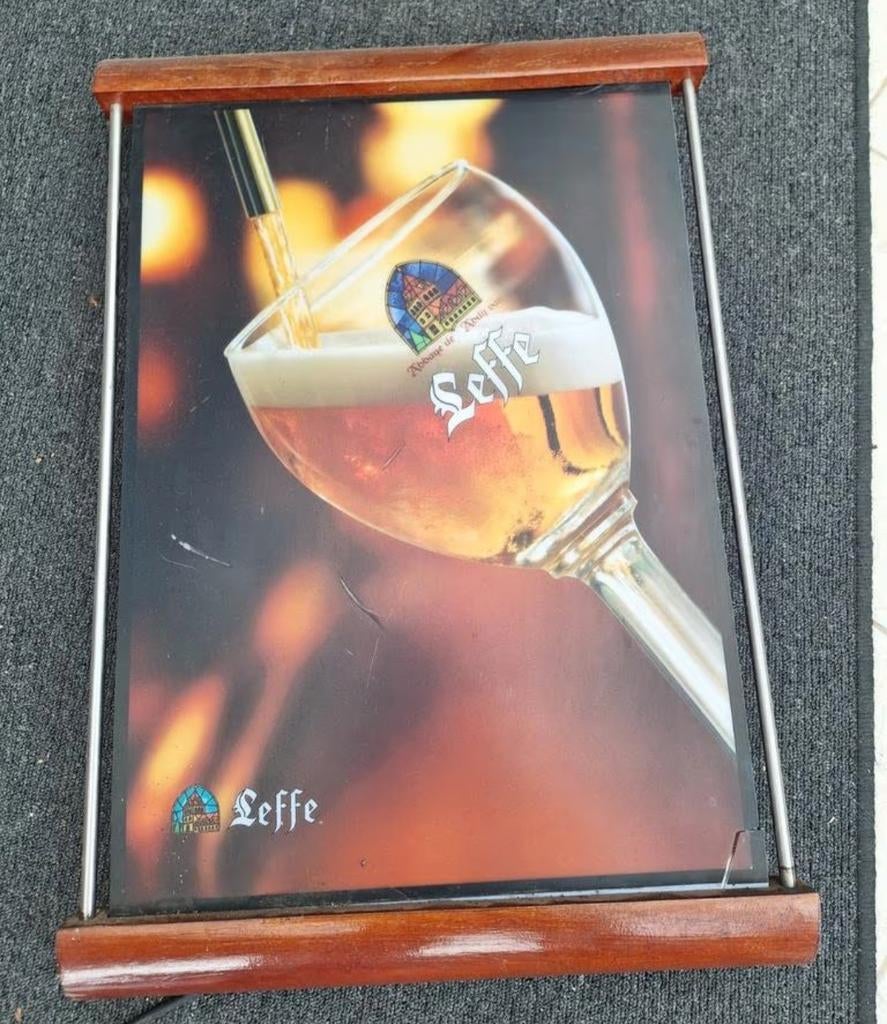 Bierreclame met verlichting, Verzamelen, Ophalen