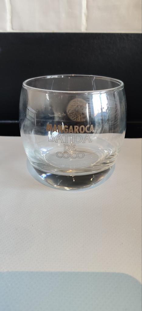 Glas Batida de coco, Ophalen