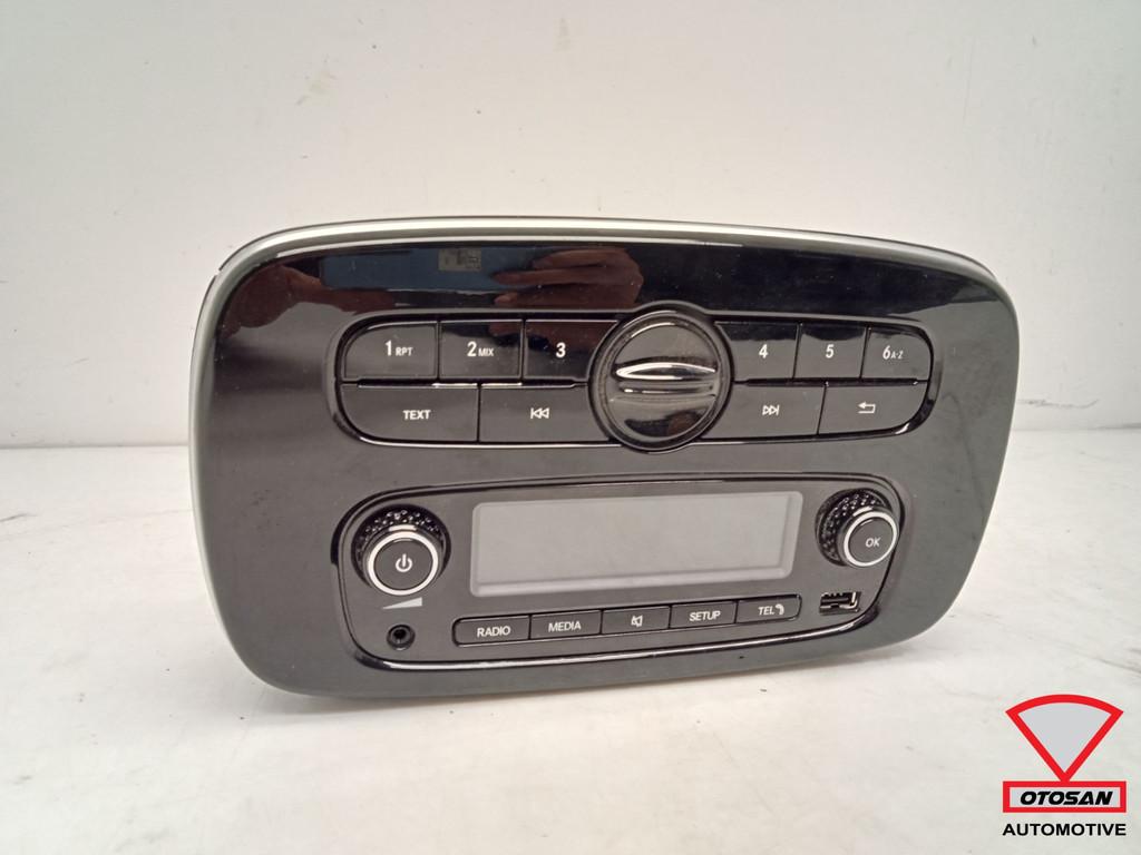 Syst me multim dia Smart Fortwo 453 2015+ A4539006010, Mercedes-Benz AG, Utilisé, Mercedesstrasse 120
70372  Stuttgart, DE, Dialog@mercedes-benz.com