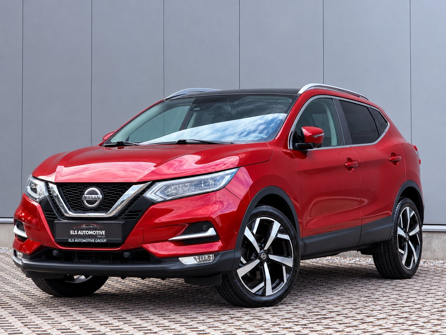 Nissan Qashqai 1.5 dCi Euro 6 | Panorama | 360 | Cuir | Navi, Rouge, Achat, Euro 6, Entreprise