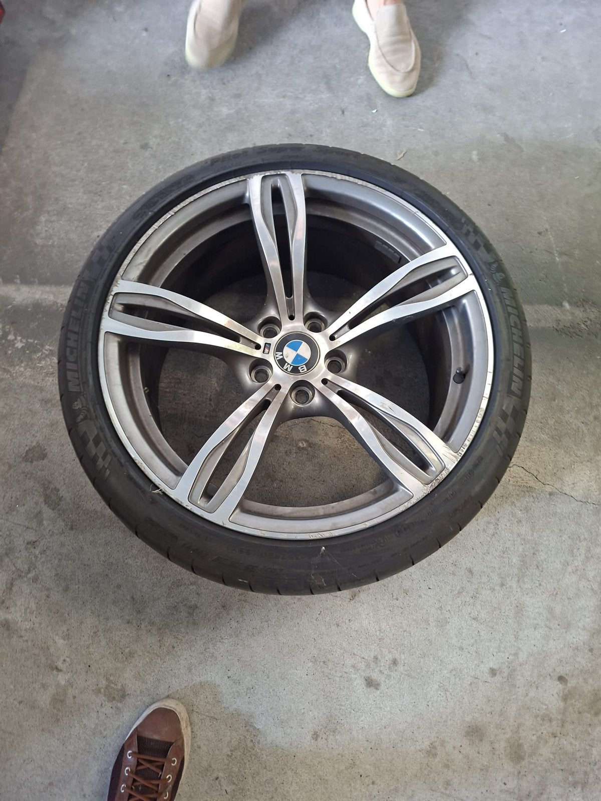 5 pneus avec jantes BMW M6 d'origine 2018, Enlèvement, Pneu(s)