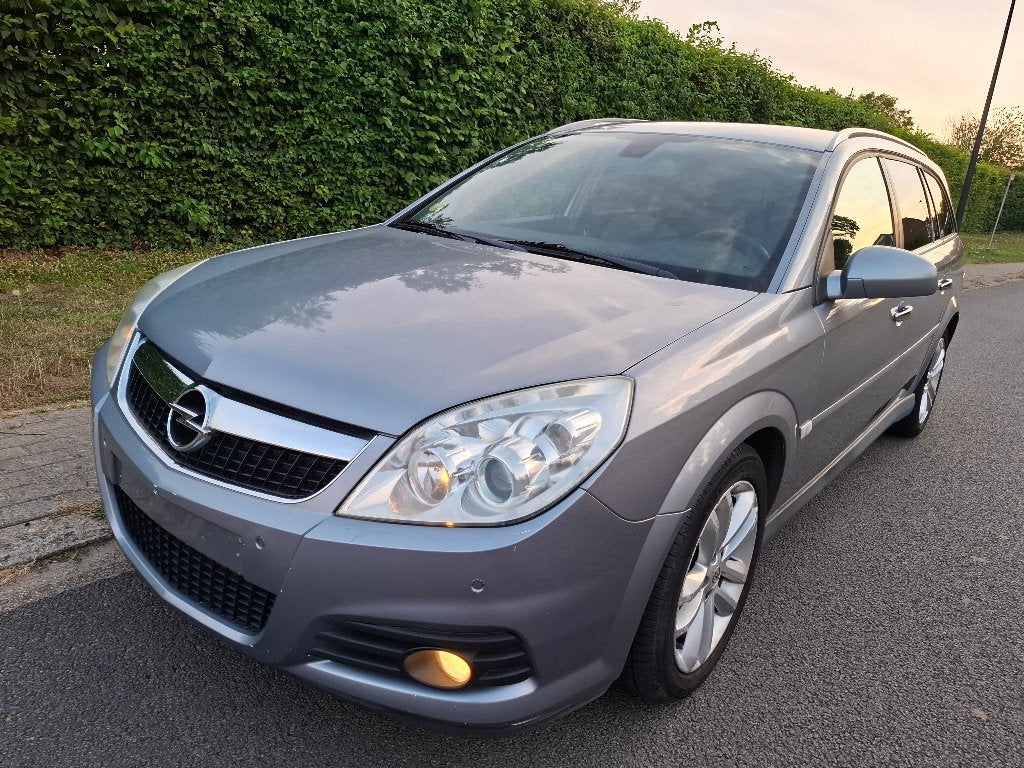 Opel Vectra SW 1.9 CDTi 100 Pk Estate Full Options 2009, Auto's, Opel, Voorwielaandrijving, Dealer onderhouden, Zwart, 4 cilinders
