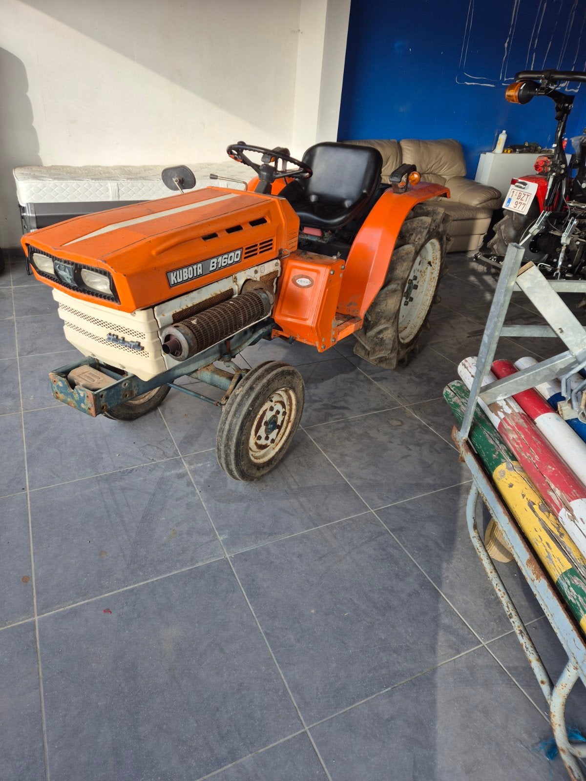 Kubota b1600, Enlèvement, Utilisé, Jusqu'à 80 ch, Autres marques