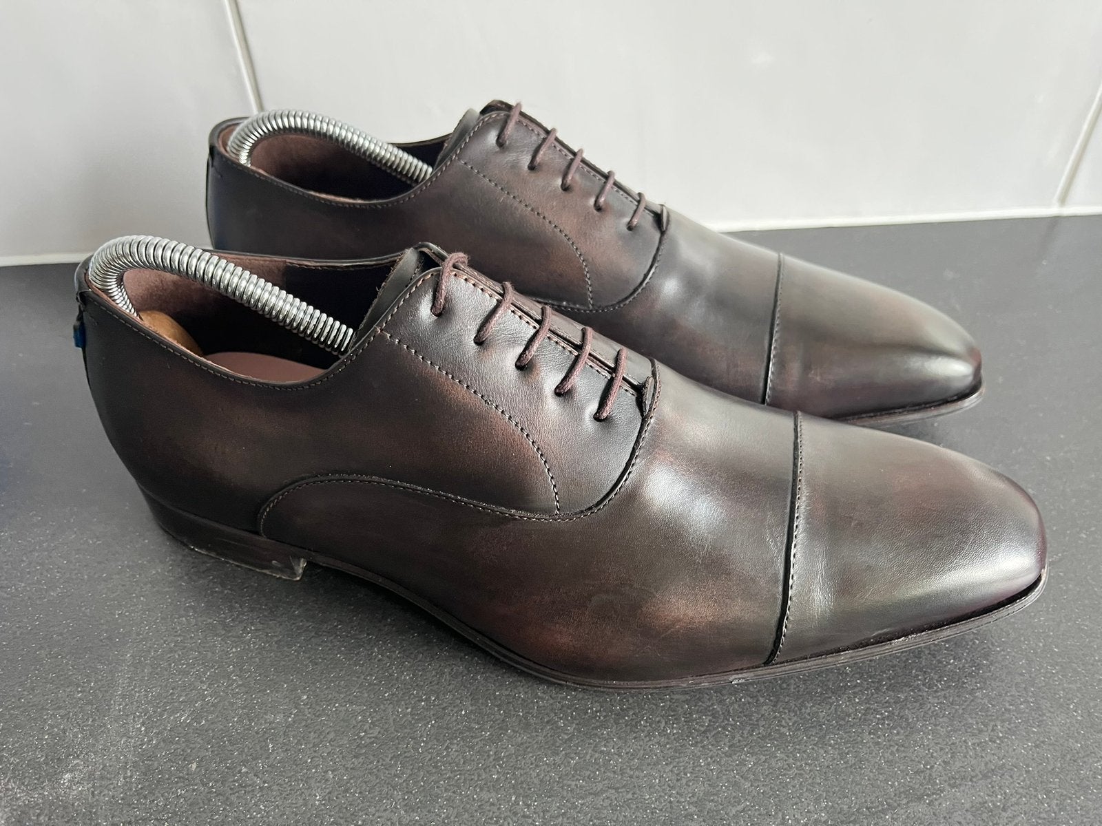 Floris van Bommel herenschoenen maat 8.5 / 42.5, Kleding | Heren, Schoenen, Ophalen of Verzenden, Zo goed als nieuw, Bruin, Veterschoenen