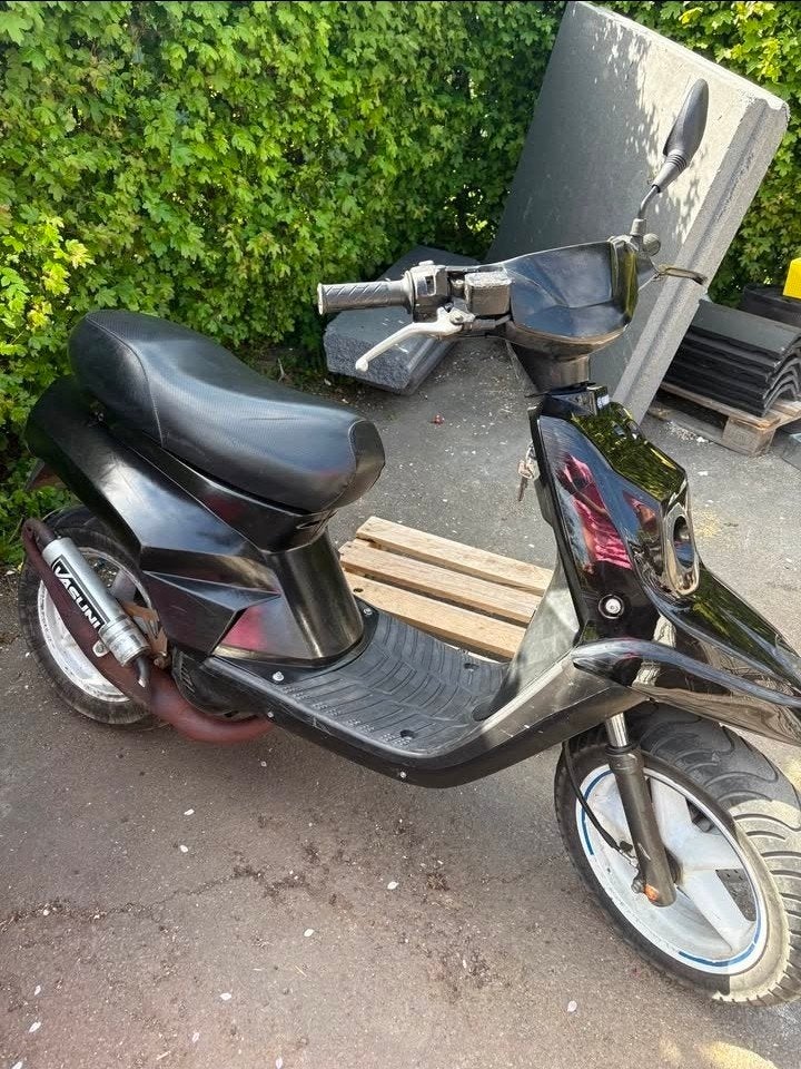 mbk spirit Classe A fonctionnelle  contre voiture ou autre, Vélos & Vélomoteurs, Aerox, Comme neuf, Essence, Classe A (25 km/h)