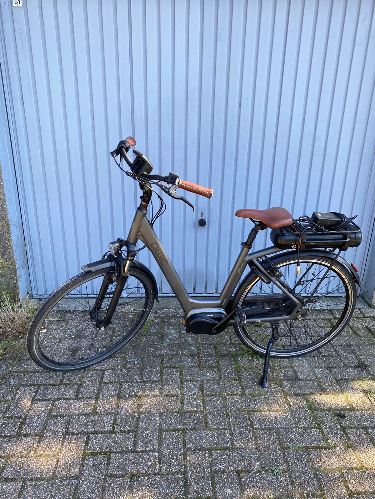 Mooie elektrische damesfiets qwic, Ophalen, Zo goed als nieuw, Qwic