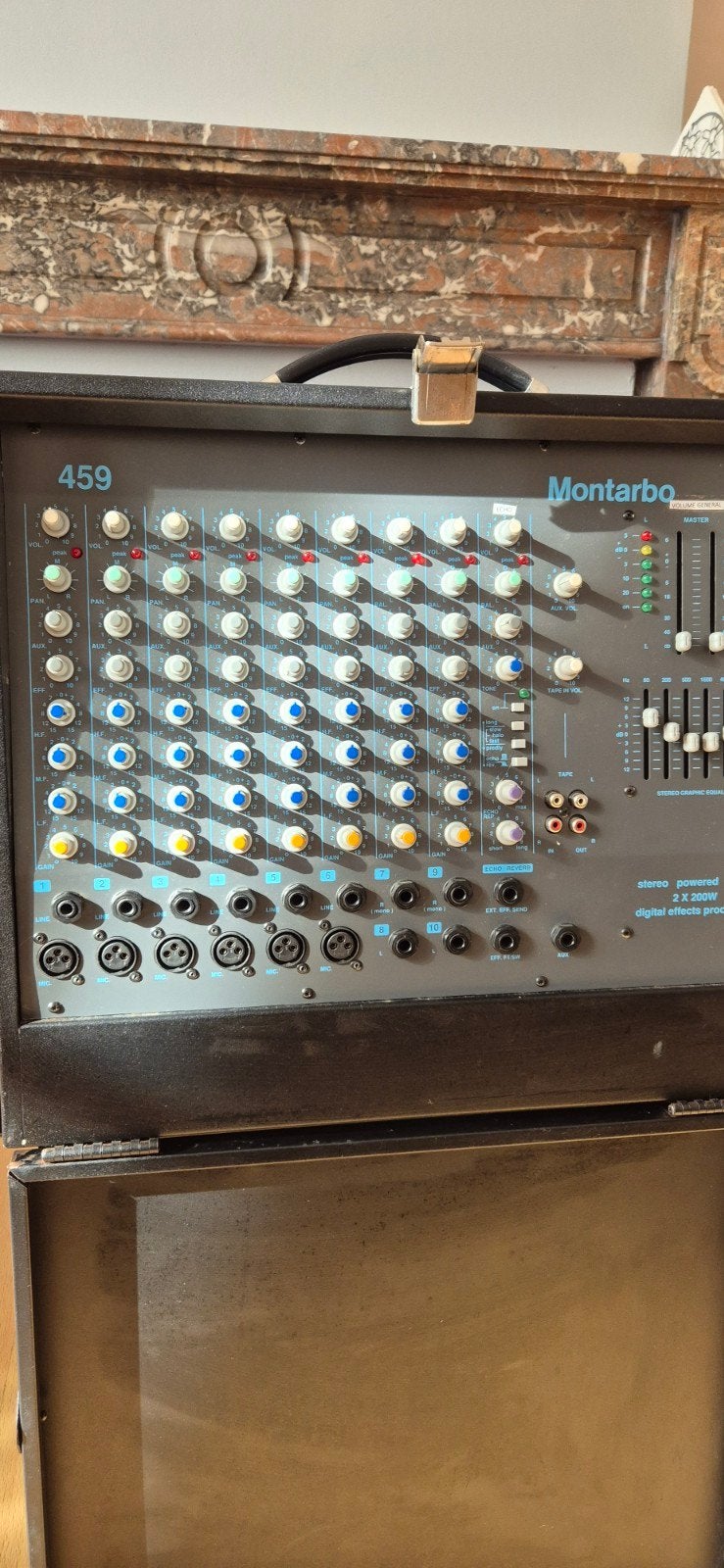 Montarbo 459 Table de mixage, Muziek en Instrumenten, Versterkers | Bas en Gitaar, Ophalen