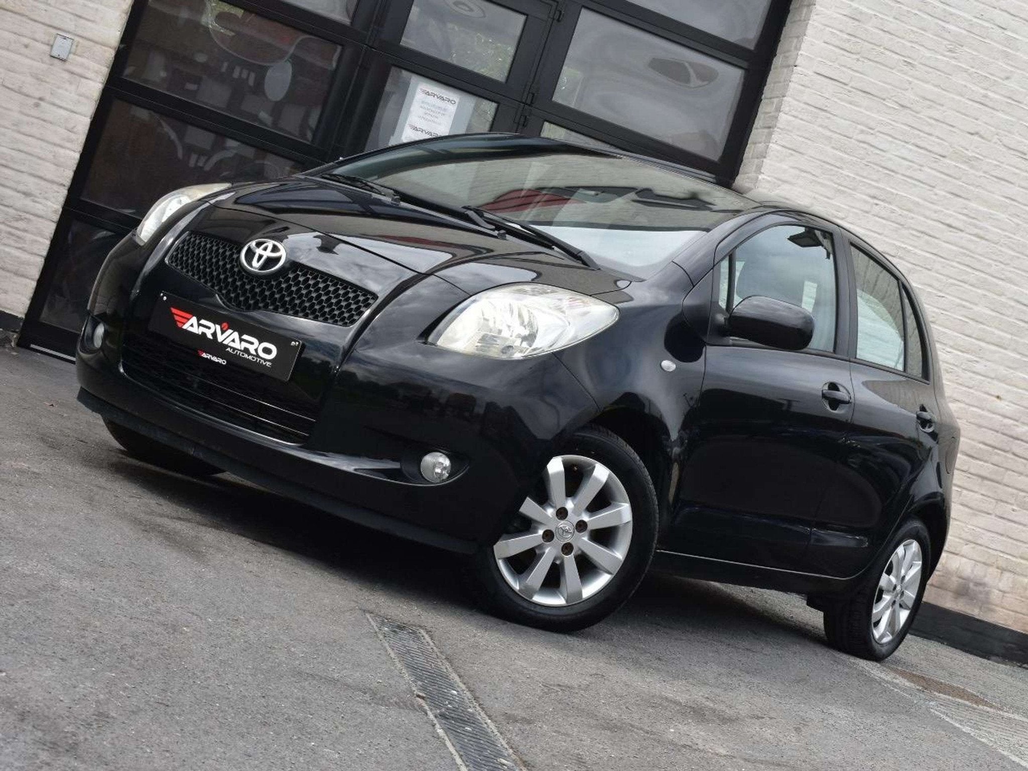 Toyota Yaris 1.0i VVT-i Yaris / Airco / PDC / Topstaat / Gar, Autos, Achat, 998 cm³, Entreprise, Boîte manuelle