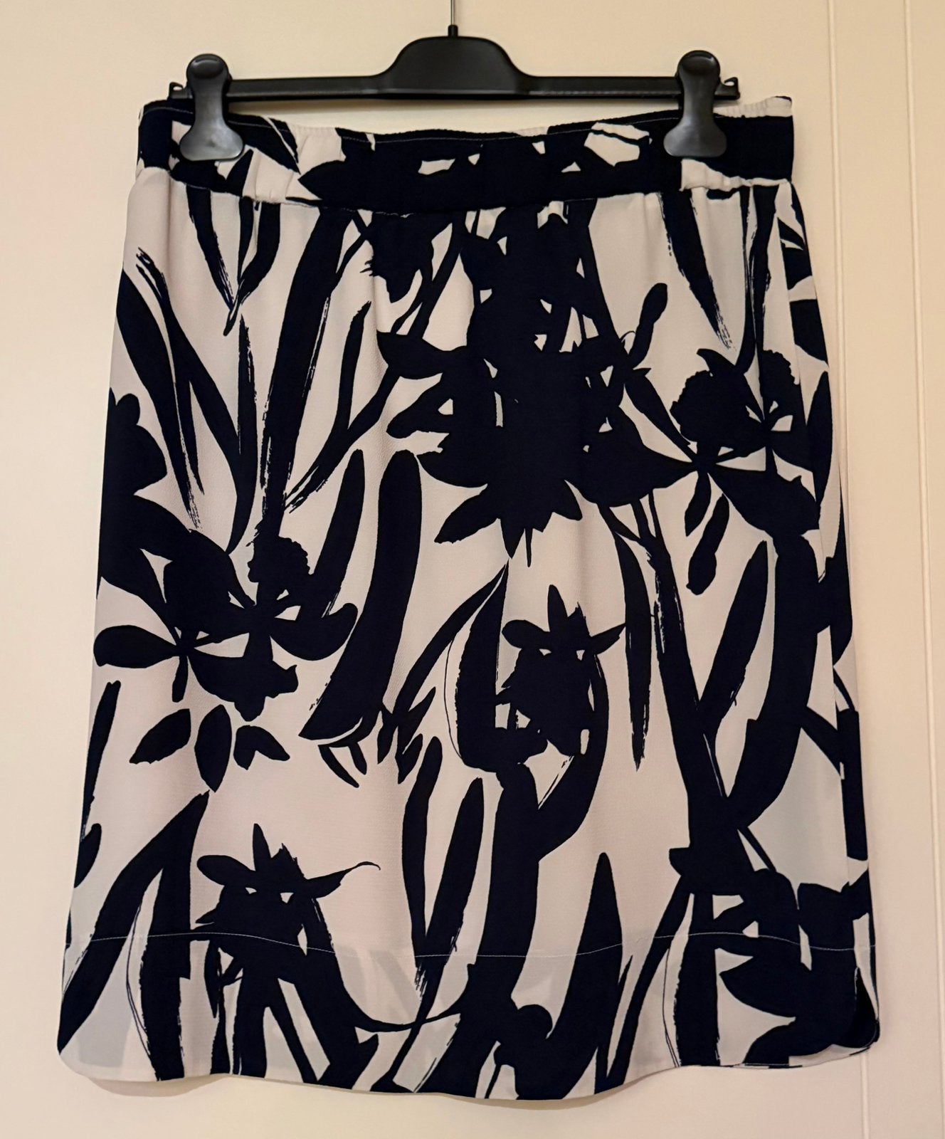 Nouvelle magnifique jupe de Mayerline (46), Enlèvement, Neuf, Bleu, Jupe