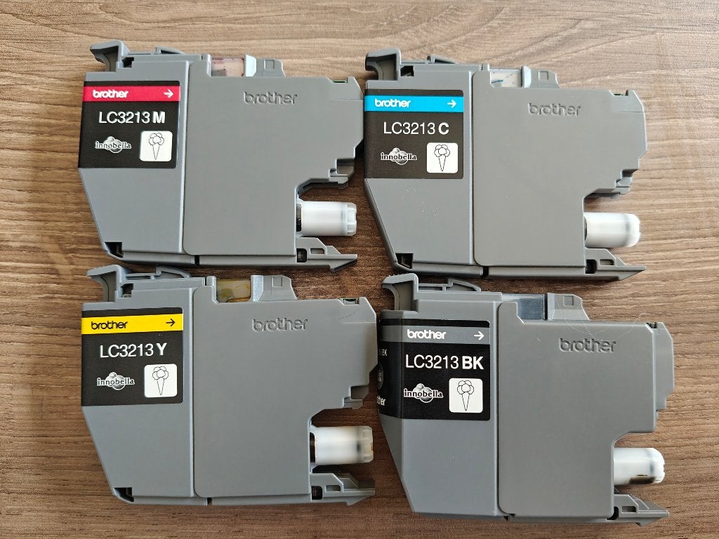 Brother LC3213 toners zwart en kleur, Informatique & Logiciels, Fournitures d'imprimante, Enlèvement, Comme neuf, Toner, Brother