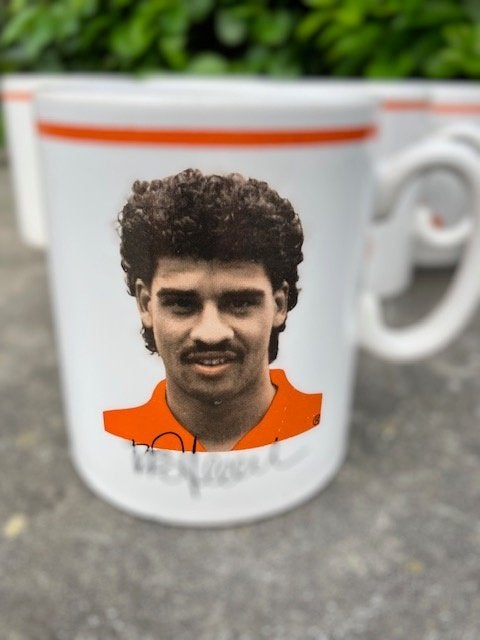 6 KOFFIE TASSEN FRANK RIJKAARD AJAX FC BARCELONA AC MILAN, Ophalen of Verzenden, Zo goed als nieuw