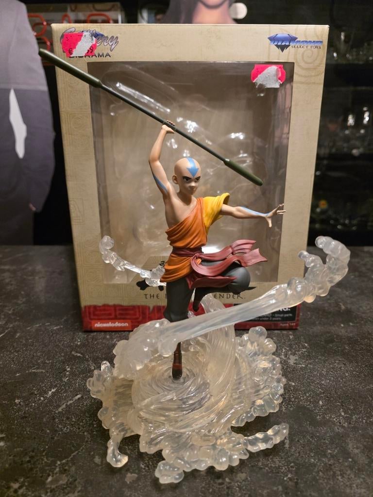 Statue d'Avatar le dernier maître de l'air Aang, Enlèvement ou Envoi