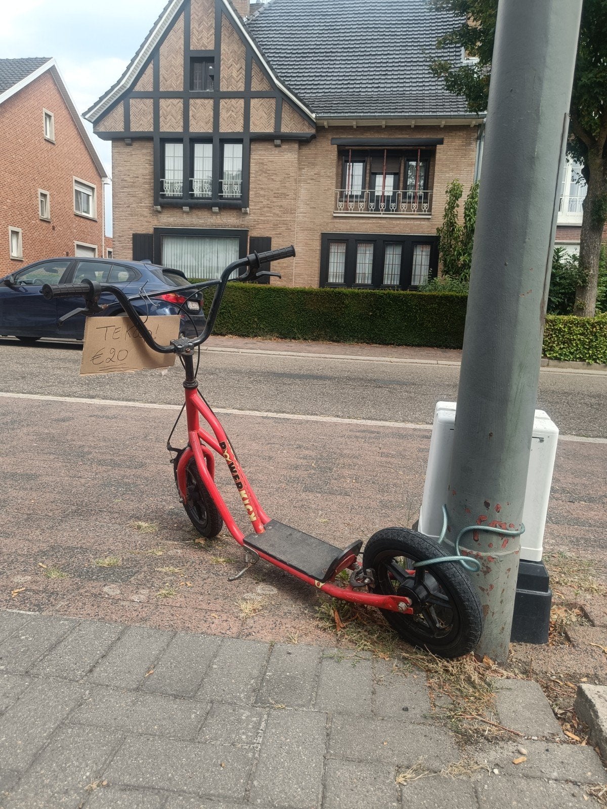 step met luchtbanden, Fietsen en Brommers, Ophalen, Zo goed als nieuw, Gewone step