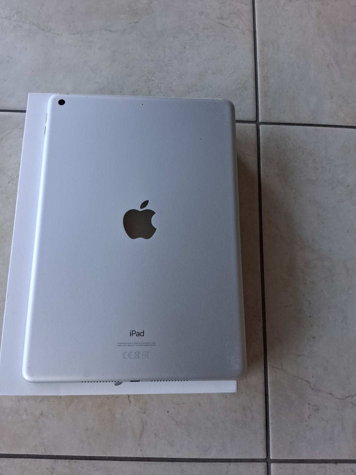 Apple iPad 8ème génération, Autres modèles, Enlèvement ou Envoi, 10 pouces, Wi-Fi