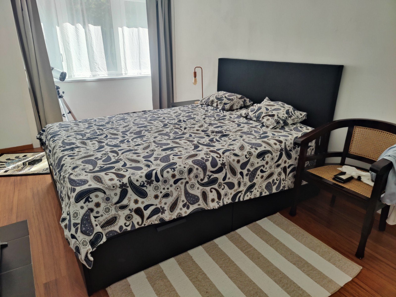 lit double gratuit avec 4 tiroirs et tête de lit, Maison & Meubles, Chambre à coucher | Lits, Enlèvement, Deux personnes
