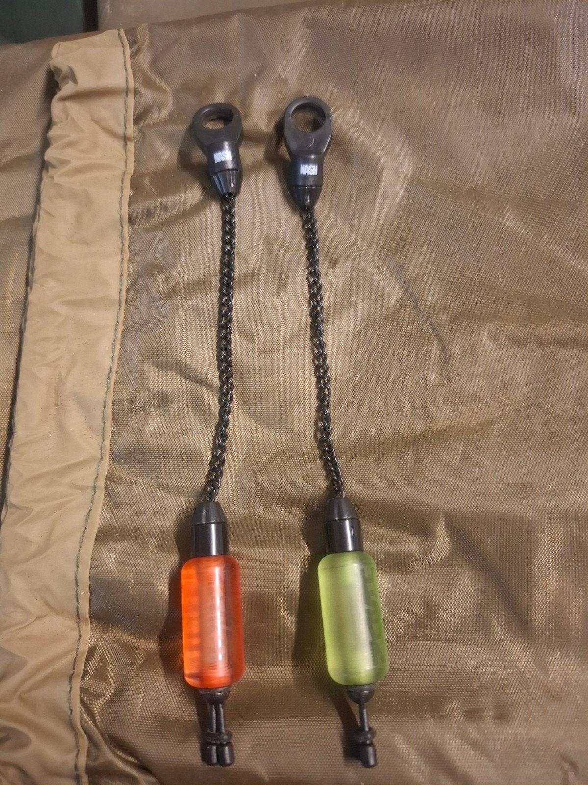 Nash hangers, Ophalen, Zo goed als nieuw