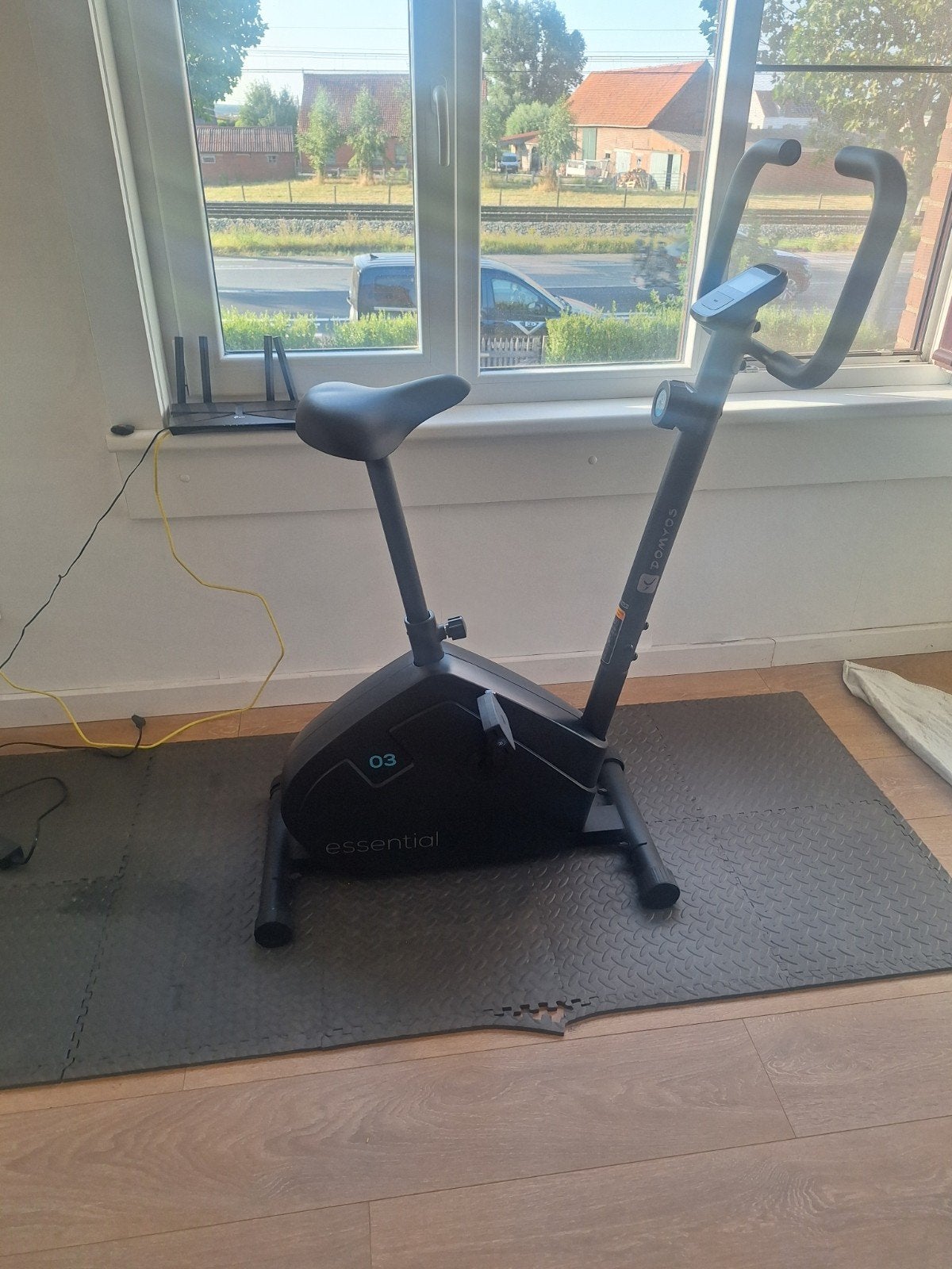 home trainer Domyos Essential Bike 03 home trainer — telleme, Enlèvement, Comme neuf, Vélo d'appartement