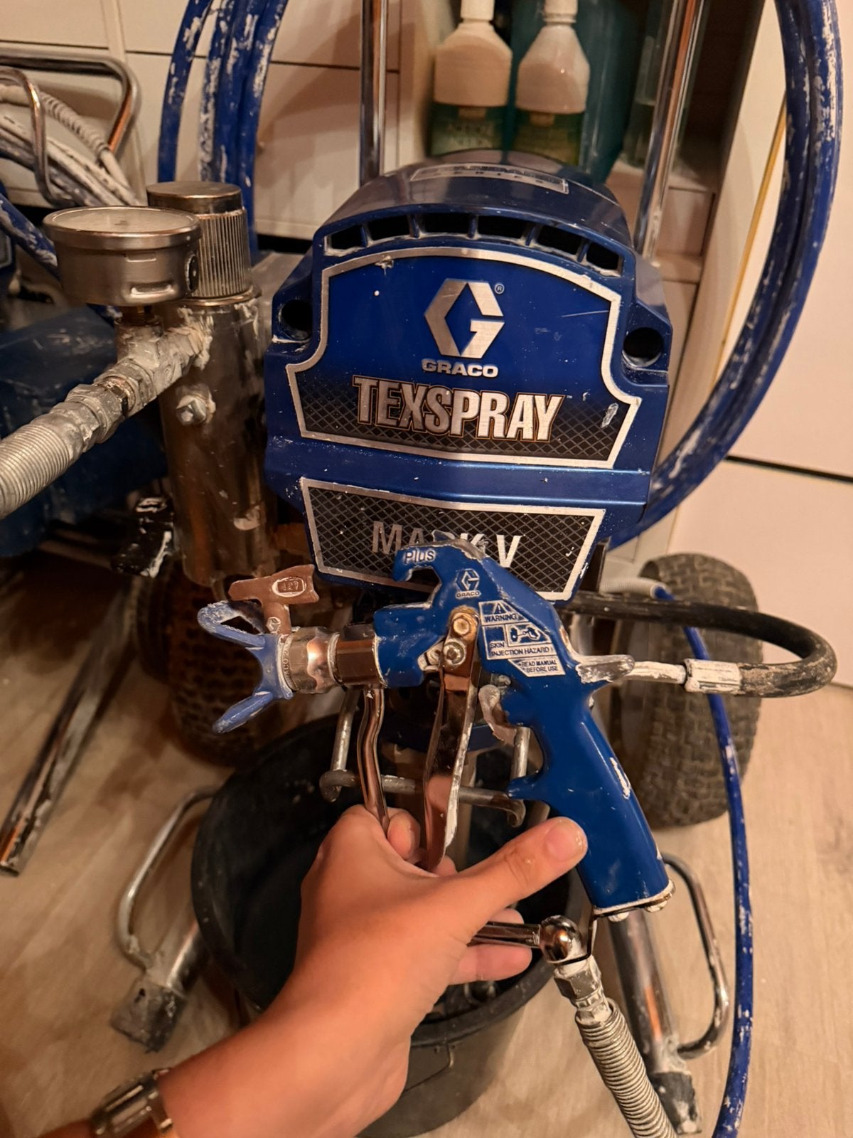 Airless graco mark v enduit et peinture, Enlèvement, Comme neuf