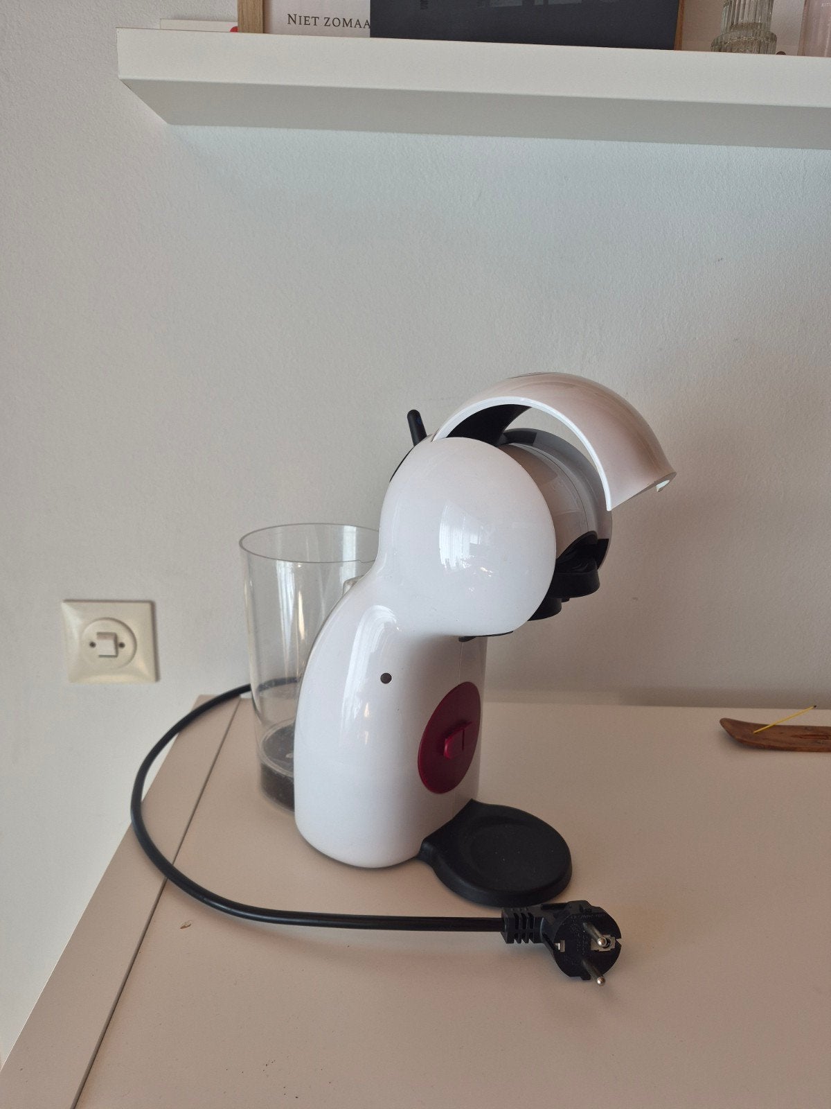 Krups NESCAFÉ Dolce Gusto PICCOLO XS KP1A0110 - Koffiecupmac, Koffiemachine, Ophalen of Verzenden, Zo goed als nieuw, Koffiepads en cups