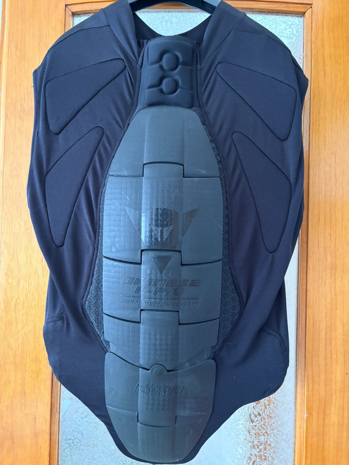 DAINESE DORSALE TAILLE L, Motos, Enlèvement