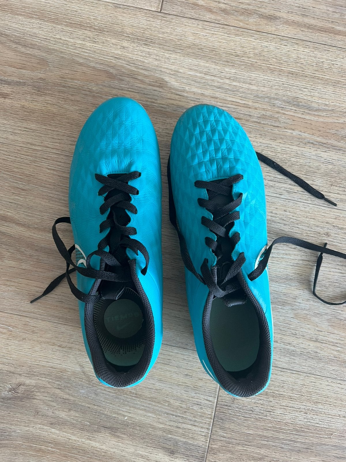 Chaussure de foot Tiempo Nike, Sports & Fitness, Enlèvement, Utilisé, Chaussures, Taille M