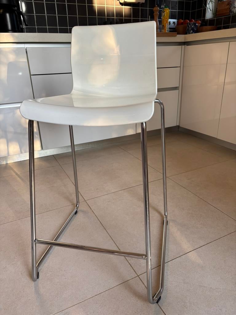 Hoge keukenstoel Glenn Ikea, Huis en Inrichting, Ophalen, 5 krukken of meer, Met voetsteun, 60 tot 90 cm