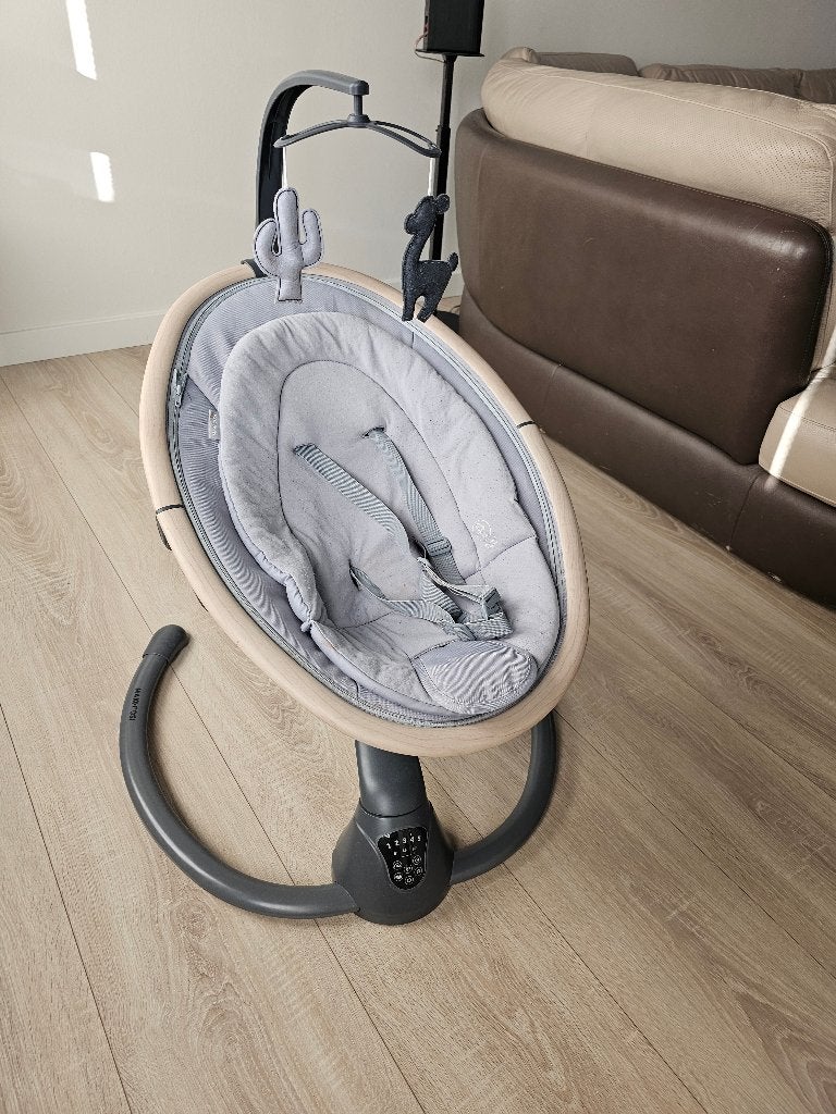 Maxi-Cosi Cassia elektrische babyschommel – Beyond Grey, Schommelstoel, Met gordel(s) of riempje(s), Zo goed als nieuw, Ophalen