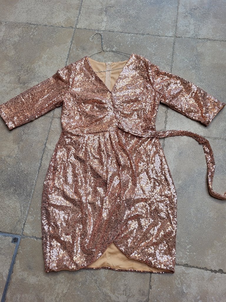 Glitterende jurk gold goud mt Large, Kleding | Dames, Maat 42/44 (L), Ophalen of Verzenden, Zo goed als nieuw, Knielengte
