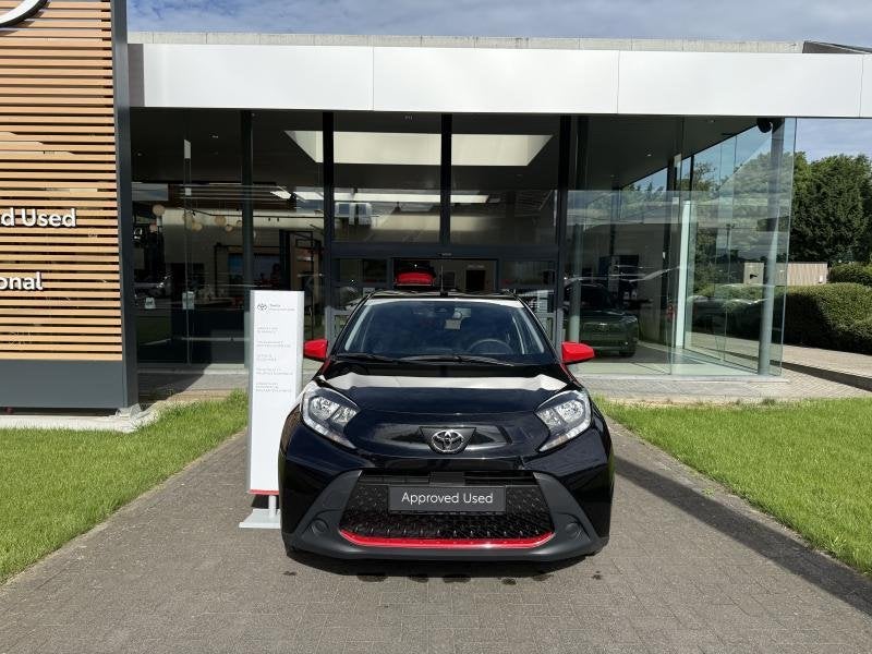 Toyota Aygo X play, Autos, 998 cm³, Boîte manuelle, https://public.car-pass.be/vhr/7169e94a-72ab-46c4-8e22-ca9e6d8c14cb, 5 portes