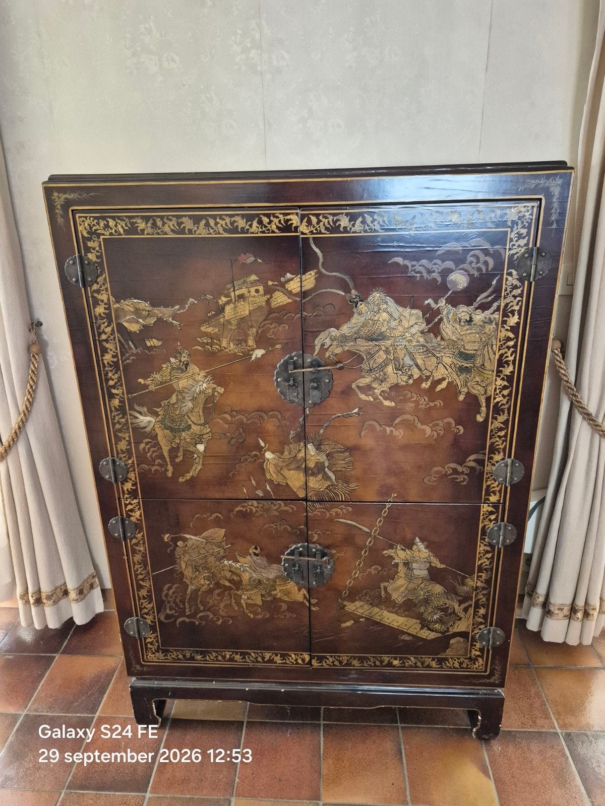 armoire chinoise, Enlèvement ou Envoi