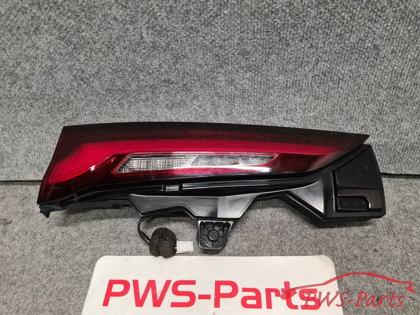 MAZDA CX-60 CX60 ACHTERLICHT LINKS ORIGINEEL, -, Utilisé, -, -