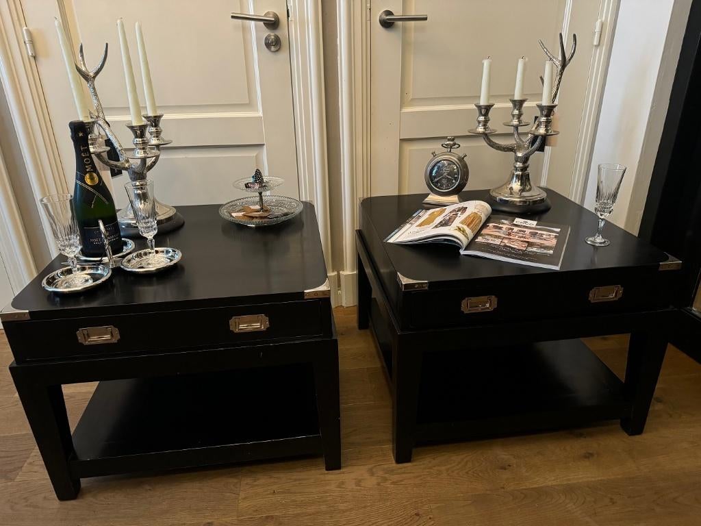SET van 2 BIJZETTAFELS Eichholtz Military of als SALONTAFEL, Ophalen, Gebruikt, Zwart, Hout