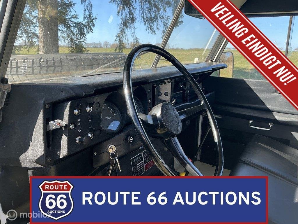 Land Rover 109 Series III | 1977 | Route 66 Auctions, Autos, Oldtimers & Ancêtres, Achat, Land Rover, Entreprise, Boîte manuelle