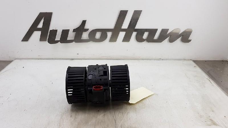KACHEL VENTILATORMOTOR Renault Megane III Berline (BZ), Gebruikt, Renault
