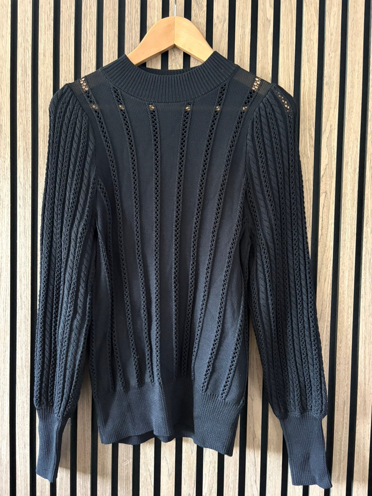 Zwarte trui van Summum, Kleding | Dames, Ophalen of Verzenden, Zo goed als nieuw, Maat 38/40 (M), Zwart