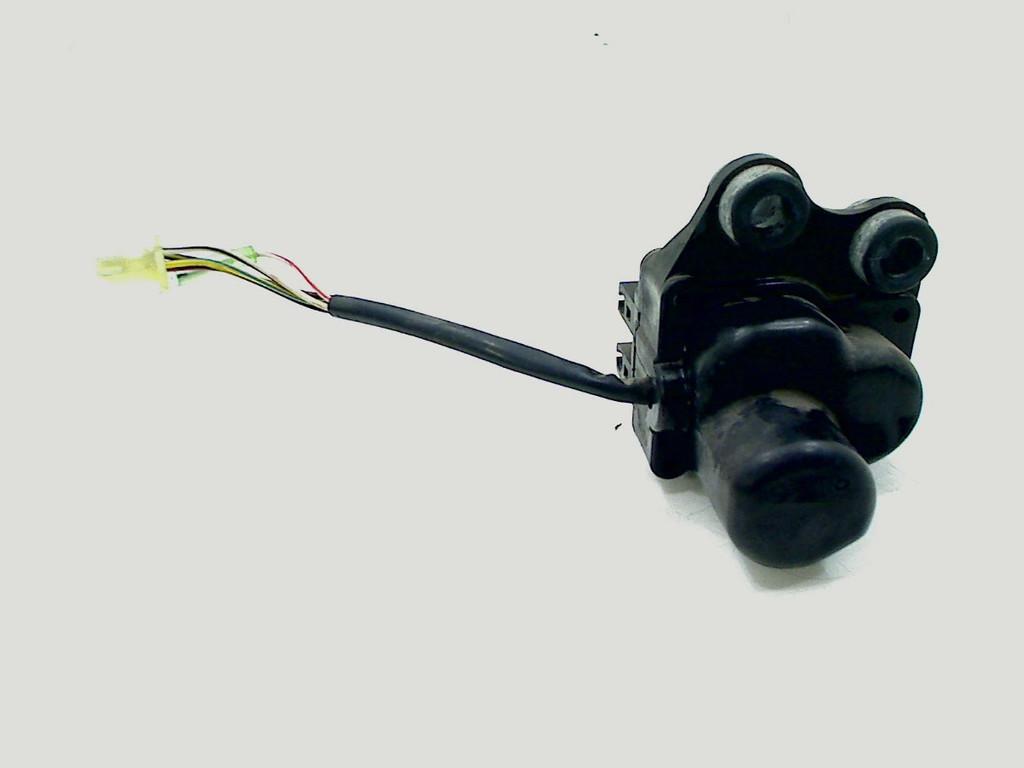 SERVOMOTOR YZF 1000 R Thunder Ace 1996-2001 (YZF1000R 4SV), Motoren, Dhr. S. di Majo, Gebruikt, Info@cama-motorparts.nl, P.J. Troelstraweg 8 8
3144 CX  MAASSLUIS, NL