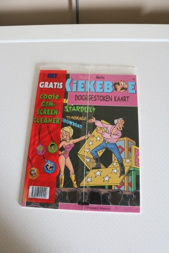 Kiekeboe 62:Doorgestoken kaart (sealed + gsm screen cleaner), Eén stripboek, Merho, Nieuw, Ophalen of Verzenden