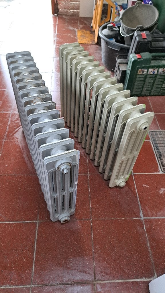 2 radiateurs en fonte, Enlèvement, Utilisé, Radiateur, 30 à 80 cm