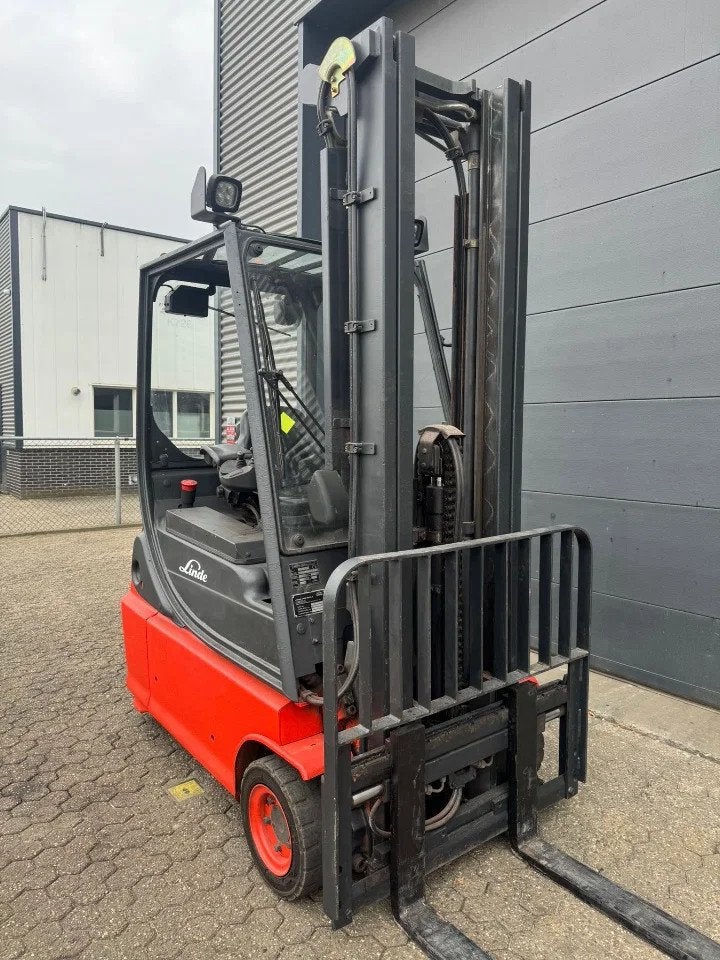 Linde E16-02 1,6 ton elektrische heftruck, 1000 à 2000 kg, Électrique, Chariot élévateur, Linde