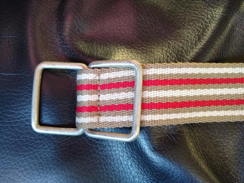 Ceinture en tissu rouge taupe (beige) /kaki, 103 cm, Neuf, 95 à 105 cm, Autres couleurs, Enlèvement