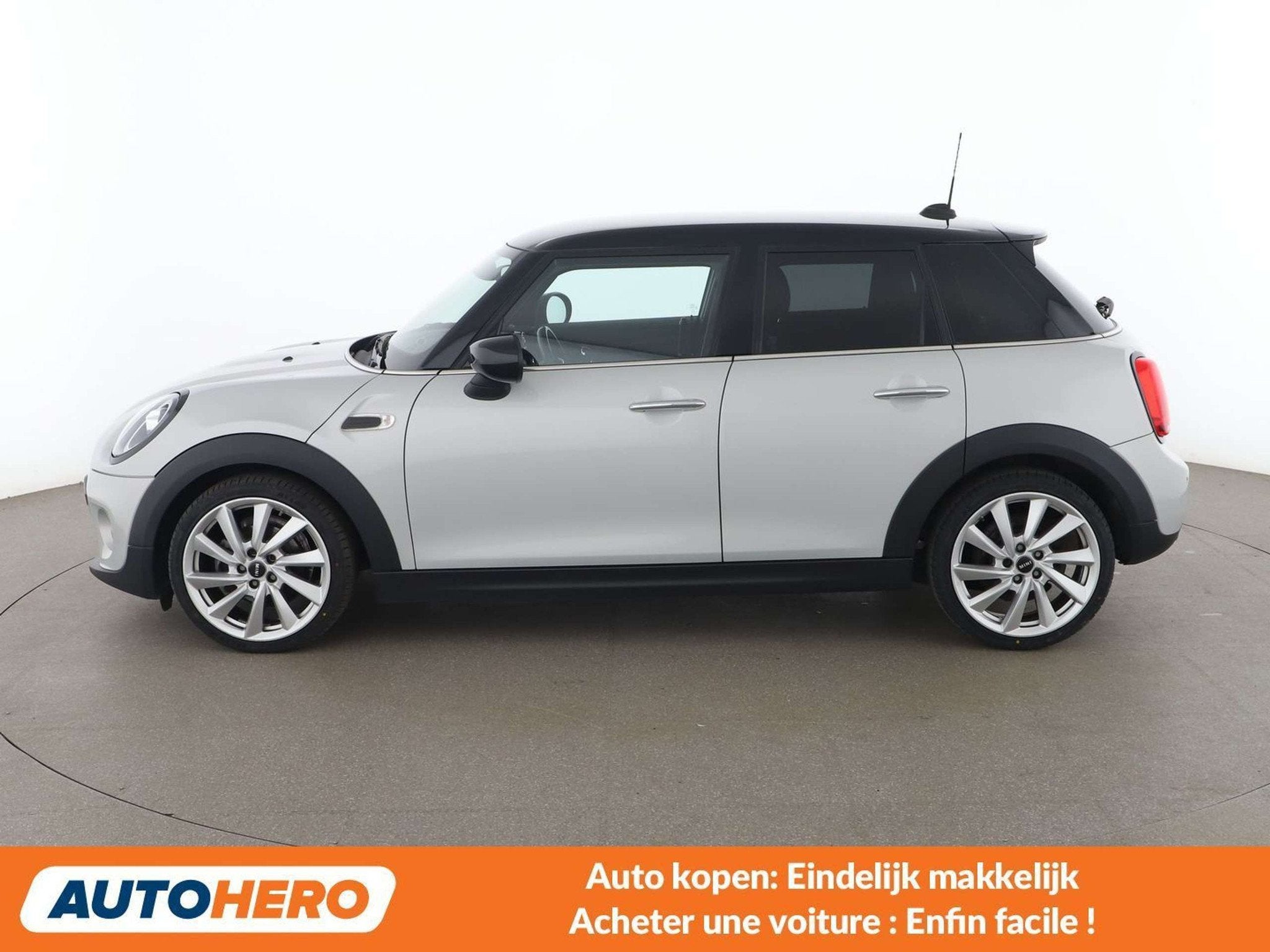 MINI Cooper Cooper (bj 2020), Auto's, Stof, Gebruikt, 136 pk, Overige brandstoffen