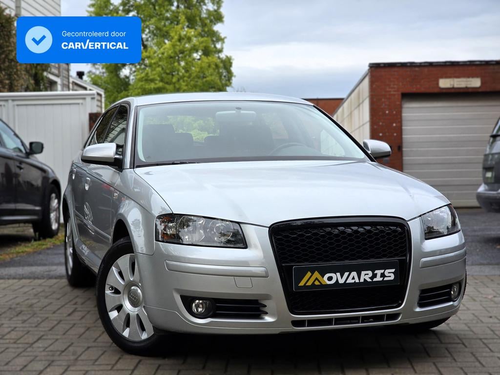 Audi A3 1.6i Attraction Carplay Neuve Distribution PDC, Cuir, Achat, Entreprise, Noir